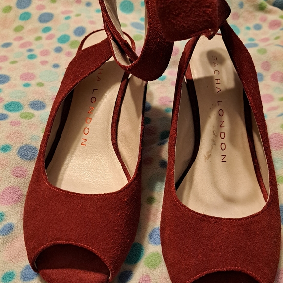 Sacha London Women's Red Peep Toe Heels - Picture 1 of 7